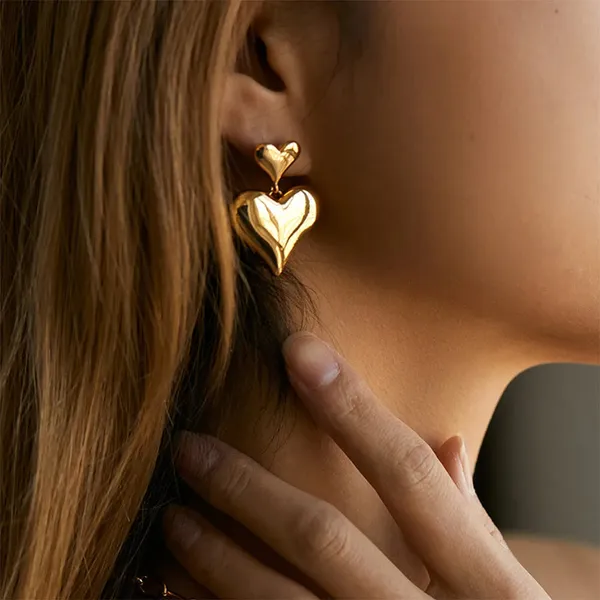 Gold_Chunky_Heart_Duo_Earrings_For_Women